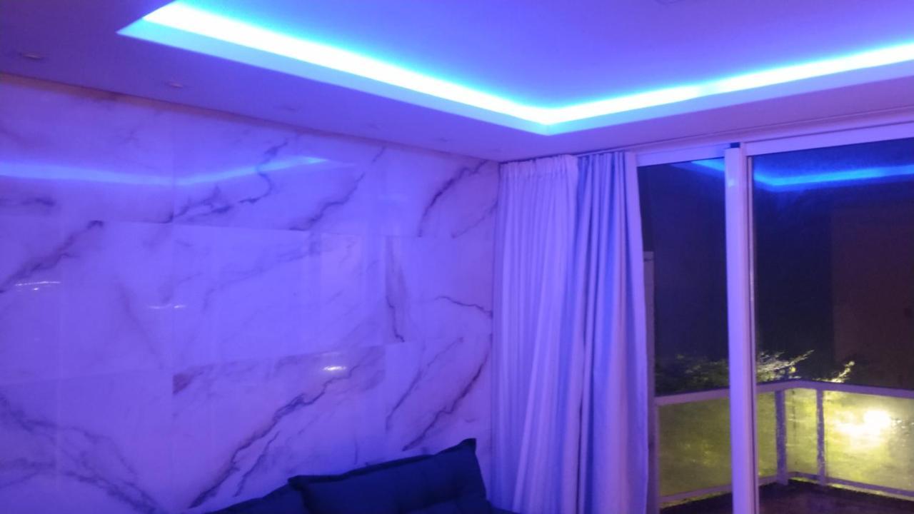 Apartamento De Cobertura Frente Para O Mar Itapema Exteriér fotografie