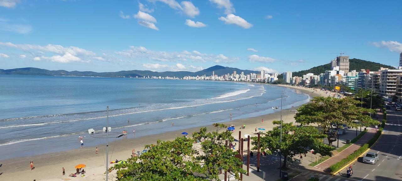 Apartamento De Cobertura Frente Para O Mar Itapema Exteriér fotografie
