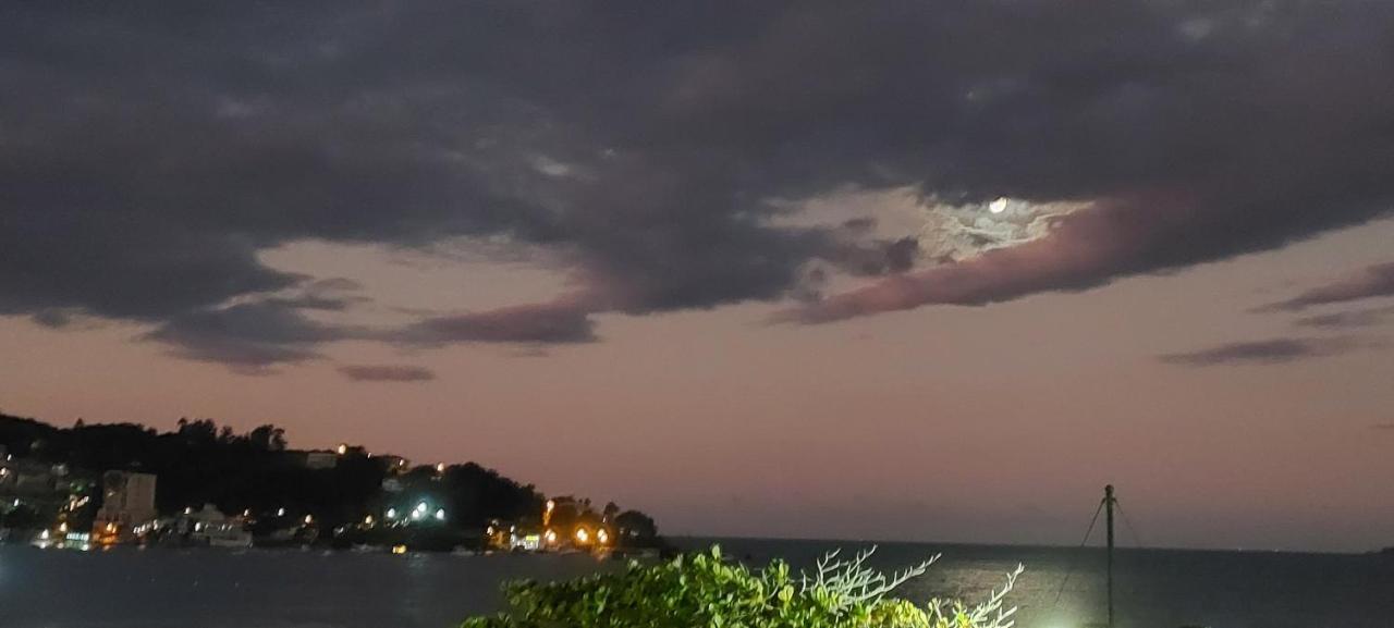 Apartamento De Cobertura Frente Para O Mar Itapema Exteriér fotografie