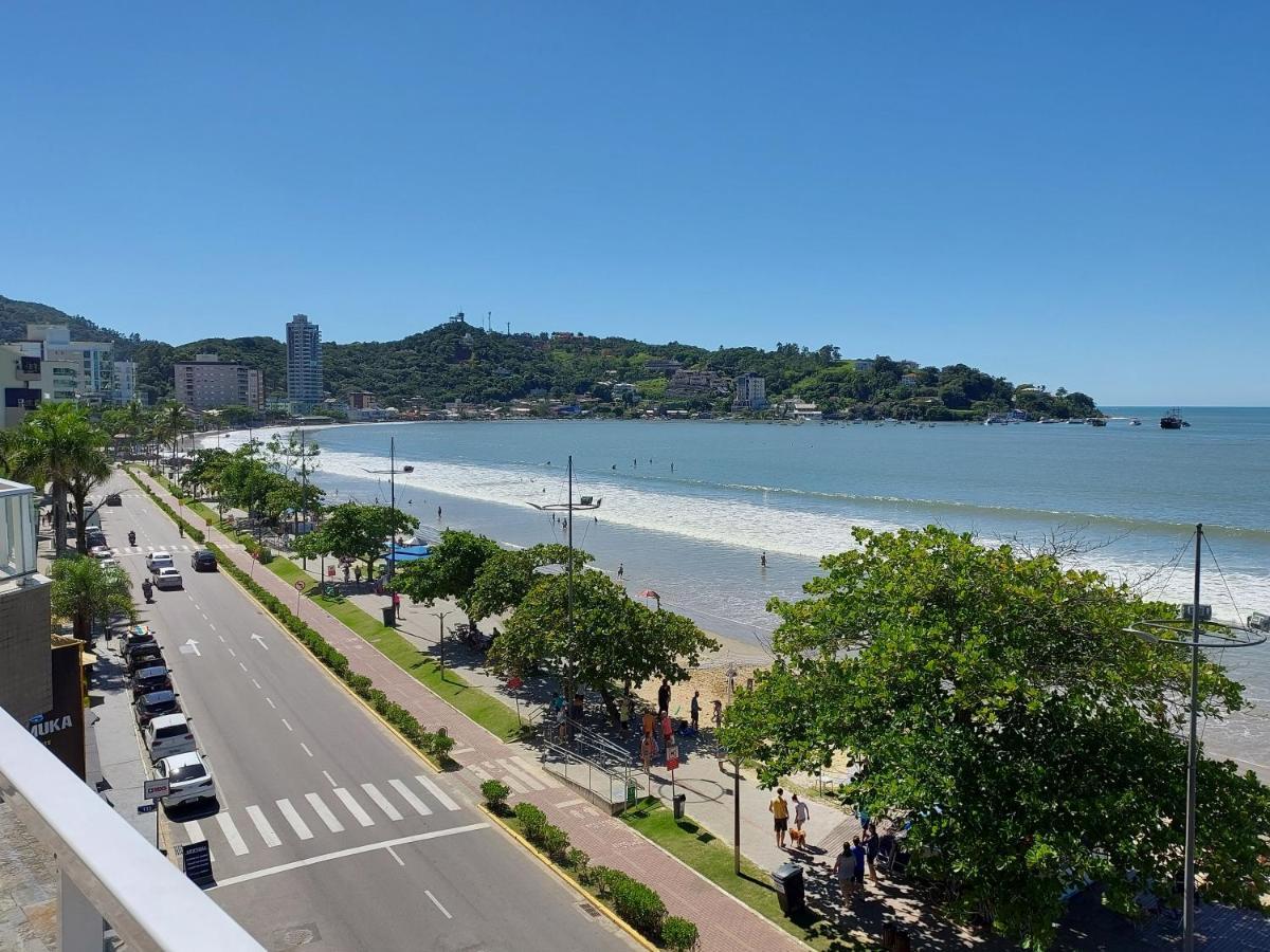 Apartamento De Cobertura Frente Para O Mar Itapema Exteriér fotografie