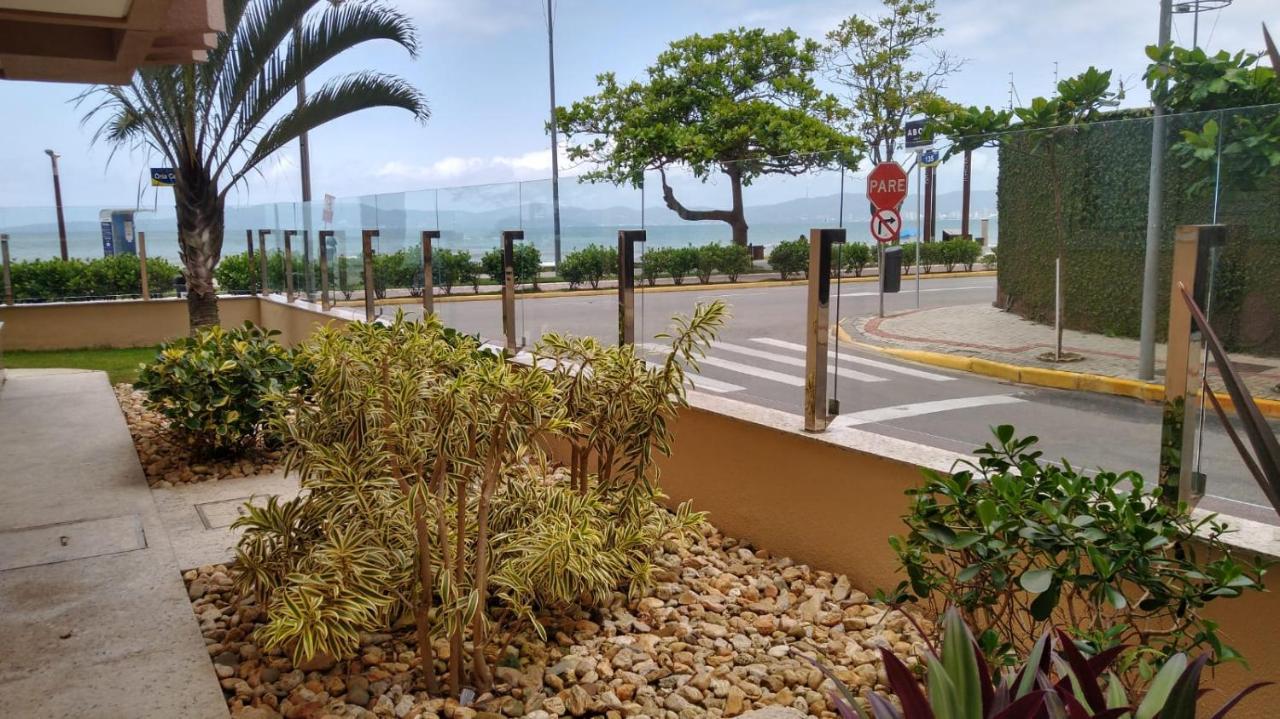 Apartamento De Cobertura Frente Para O Mar Itapema Exteriér fotografie